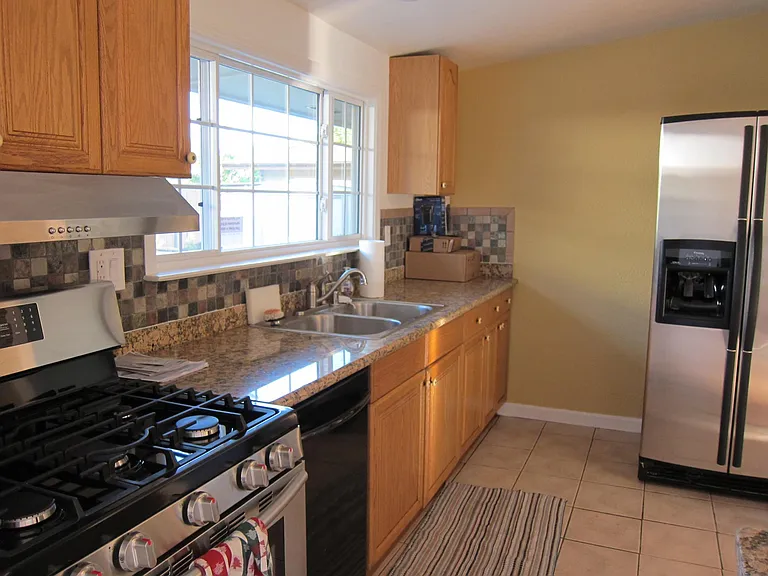 1221 Oak Creek Way — Photo 1