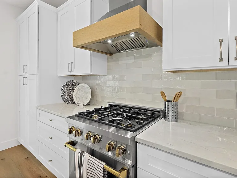 27 Fullerwood Dr — Photo 14