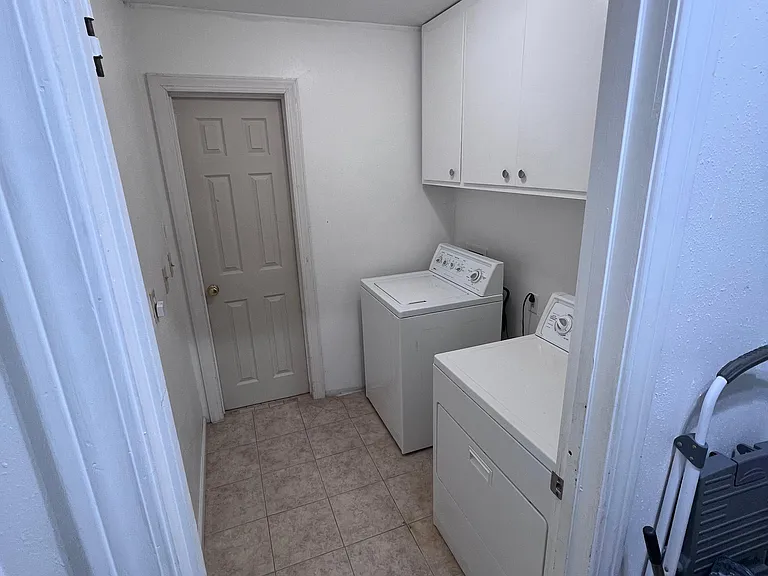 9410 Vienna Ave — Photo 16