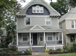 3276 W 17th St, Cleveland, OH