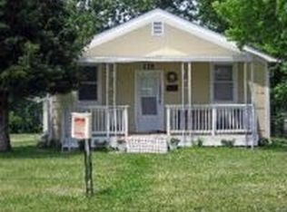 2902 Seneca St, Kansas City, KS 66103