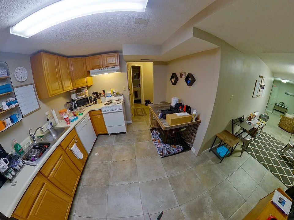 1st image of 1725 Leavenworth St #B