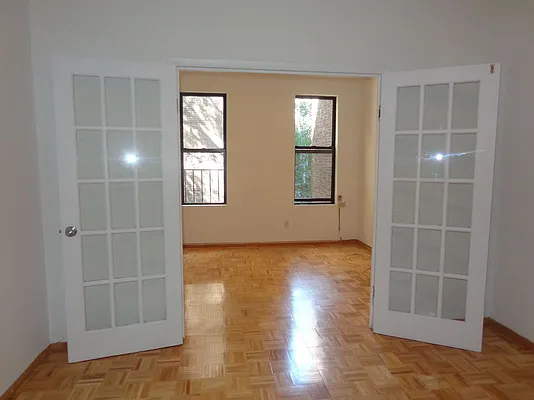 Rented by Blana LLC | media 19