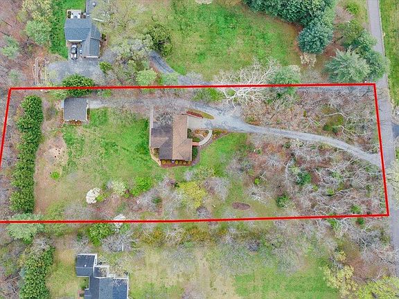 5th image of 4125 Belle Aire Cir SW