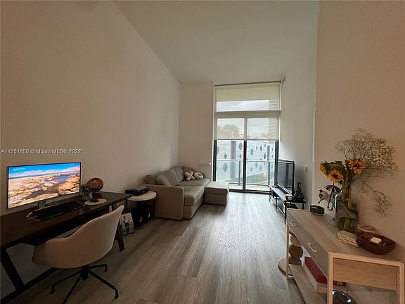 2nd image of 501 NE 31st St Unit 403