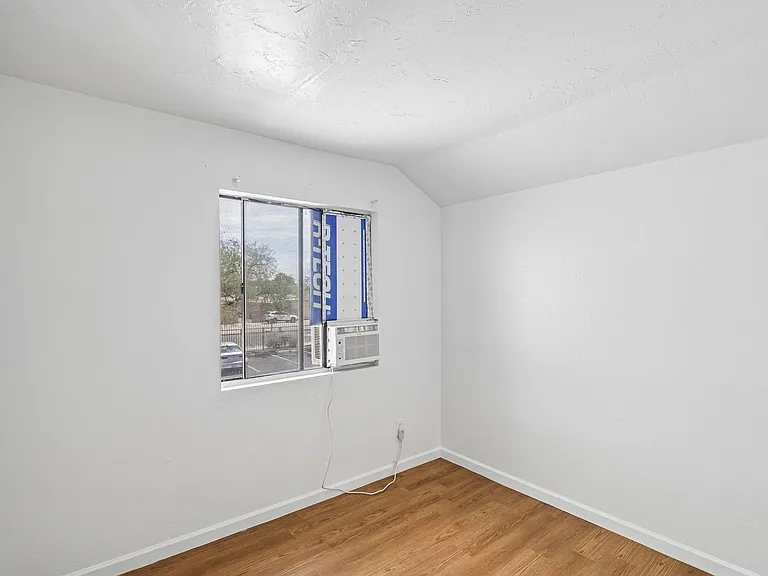 Monte Vista Commons — Photo 30