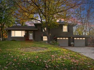 4625 Oxborough Ln, Bloomington, MN 55437
