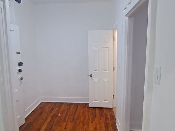3rd image of 362 Midwood St APT 2R