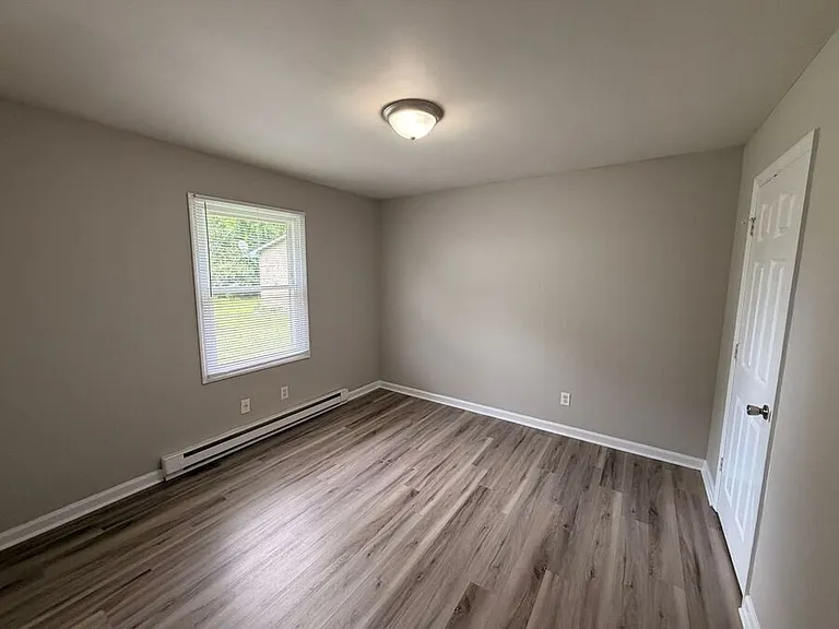 233 Green St — Photo 9