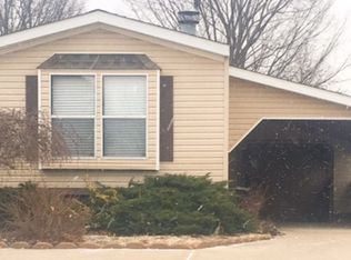 282 Heatherwood Trl, Monroe, MI 48161