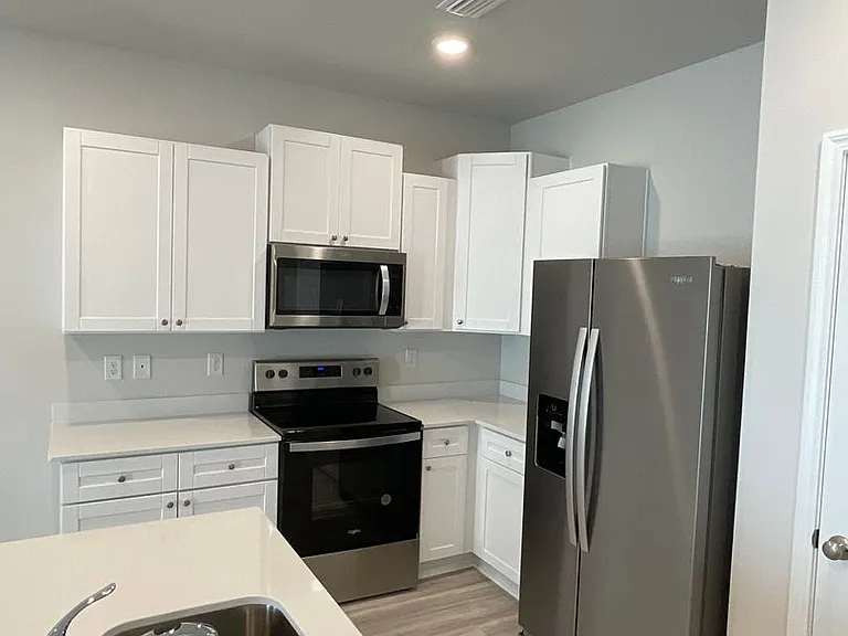 5718 Stellarjay St — Photo 7