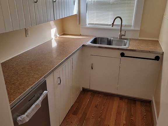 5th image of 48 West St APT B