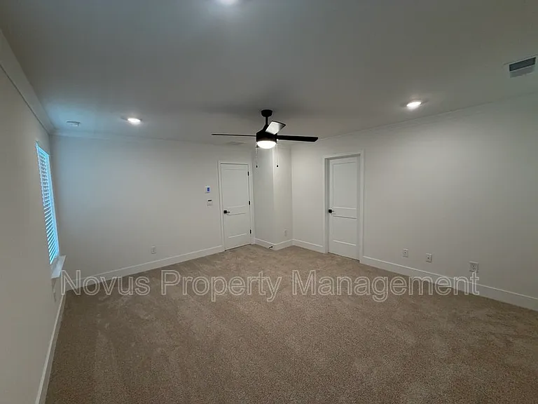 213 Laney Dr — Photo 21