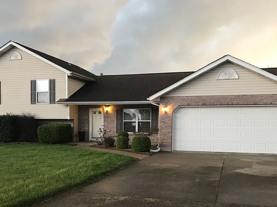 1st image of 753 Wedge Ln