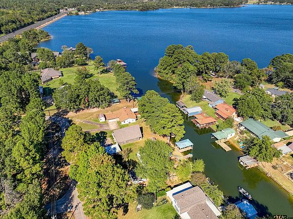 5th image of 21966 Big Oak Dr