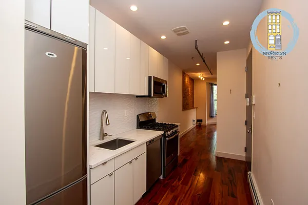 Rented by Brooklyn Rentals NYC | media 9