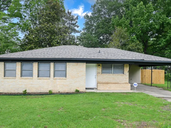 900 Thompson St, Jacksonville, AR 72076