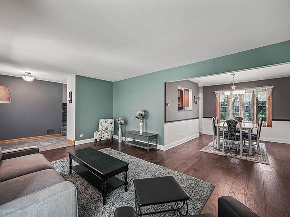 5th image of 416 Green Valley Dr