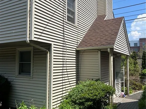 32 Pine Street #1C, Norwalk, CT 06854