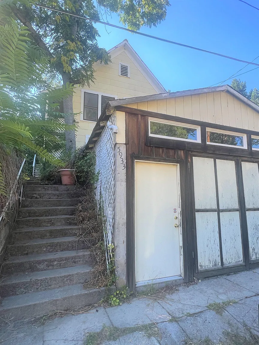 5933 Shasta Ave photo 1