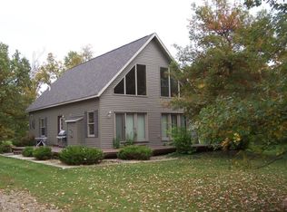 3213 Bur Oak Rd NW, Baudette, MN 56623