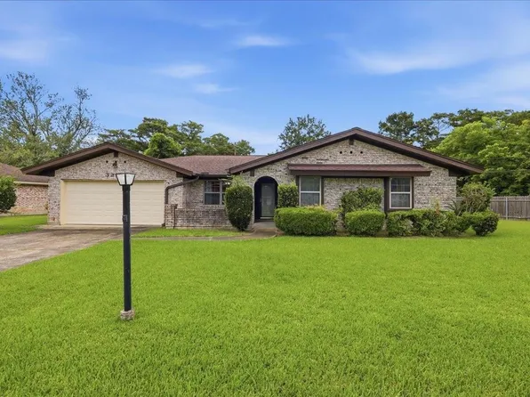 3210 Lancelot St, Orange, TX 77630