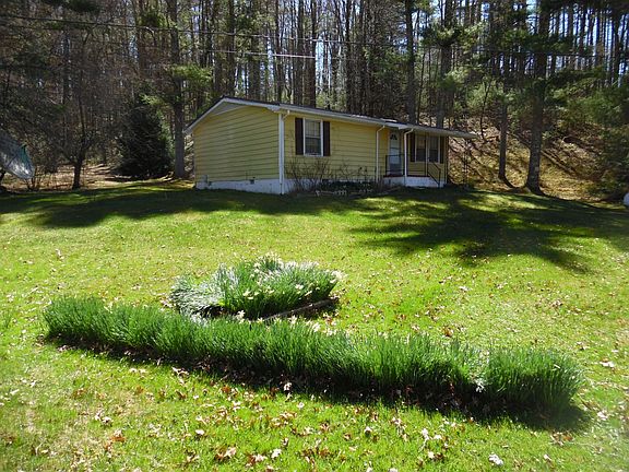 3rd image of 54 Pine Valley Dr