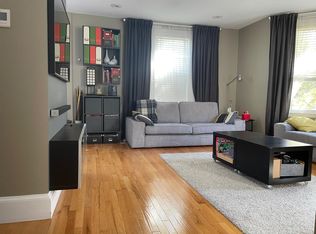 128 Chestnut St #3, Brookline, MA 02445