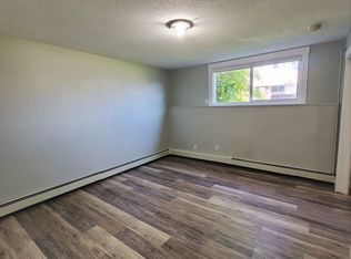 3963 4th Ave #B, Prince George, BC V2M1J3