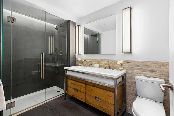 Sold by Compass | media 5