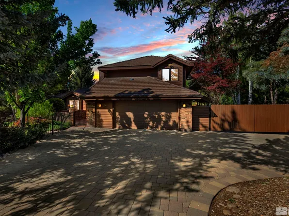 75 Hansen Dr, Verdi, NV 89439