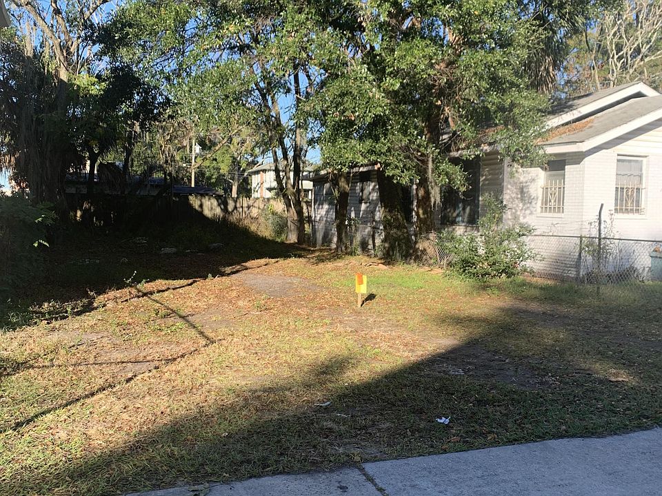 1st image of 442 Belfort St