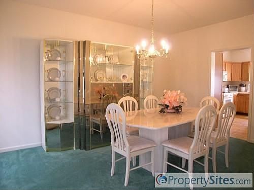 4th image of 4140 Foxwood Cir