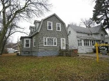 3114 Emmaus Ave photo 1
