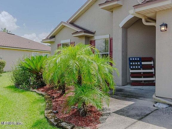 3rd image of 4627 PINE LAKE Drive