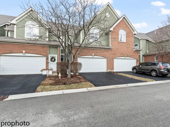 294 W Fairview Cir, Palatine, IL 60067