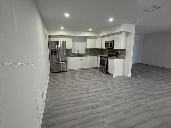 4th image of 9401 SW 64th Ter