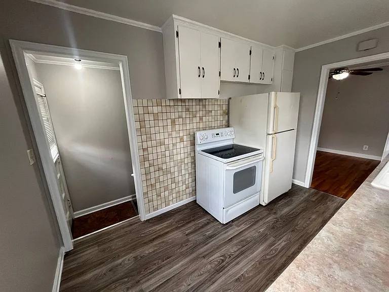 2718 N Wyoming St — Photo 4