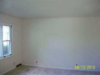 2nd image of 2709 S New York Ave