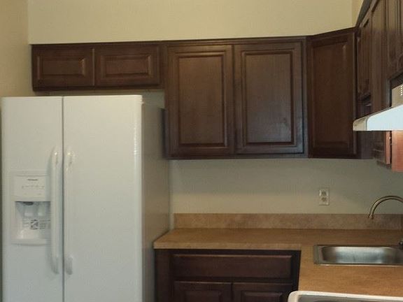 4th image of 2153 Kimball Cir