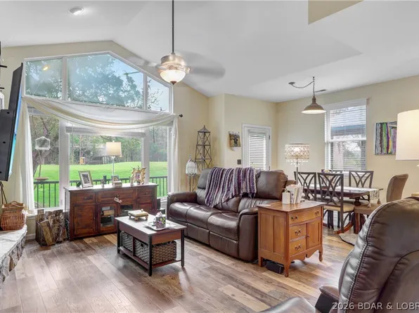 42 Cottage Park W Unit 36, Camdenton, MO 65020
