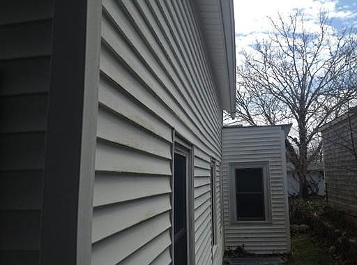 2nd image of 24 11th St