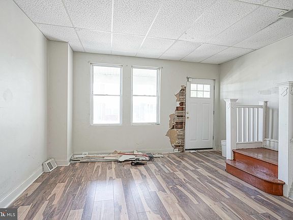 5th image of 5834 E Norfolk St