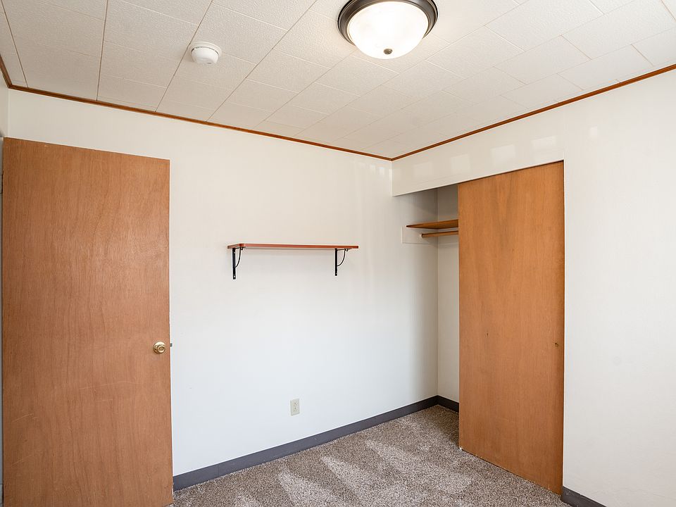 Fargo, ND Forest Avenue Apartments | Bedroom