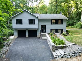 4010 Oak St, Huntingtown, MD 20639