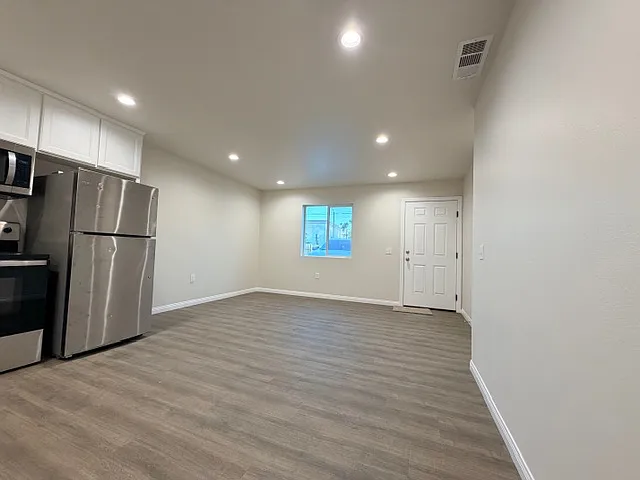 LIVING ROOM area