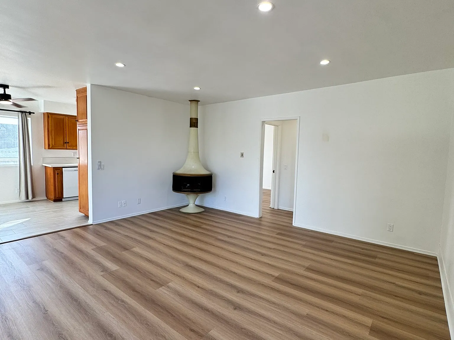 1 bed, 550 sqft, $2,075 — Photo 1