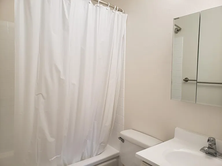 1501 Detroit Ave — Photo 14