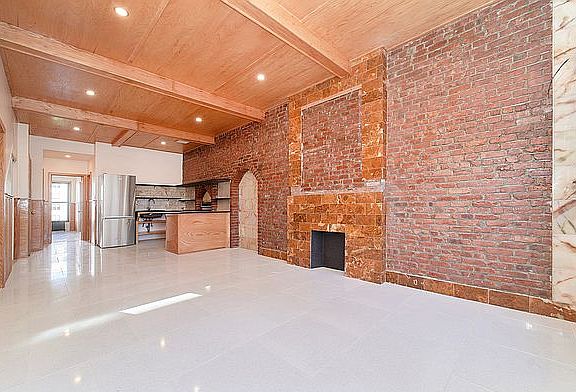 5th image of 171 E 117th St APT 4