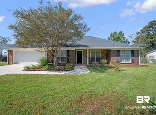 20510 Lowry Dr, Fairhope, AL 36532